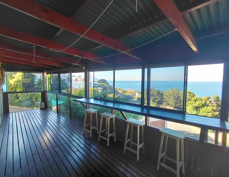 2 Bedroom Property for Sale in Froggy Farm Western Cape